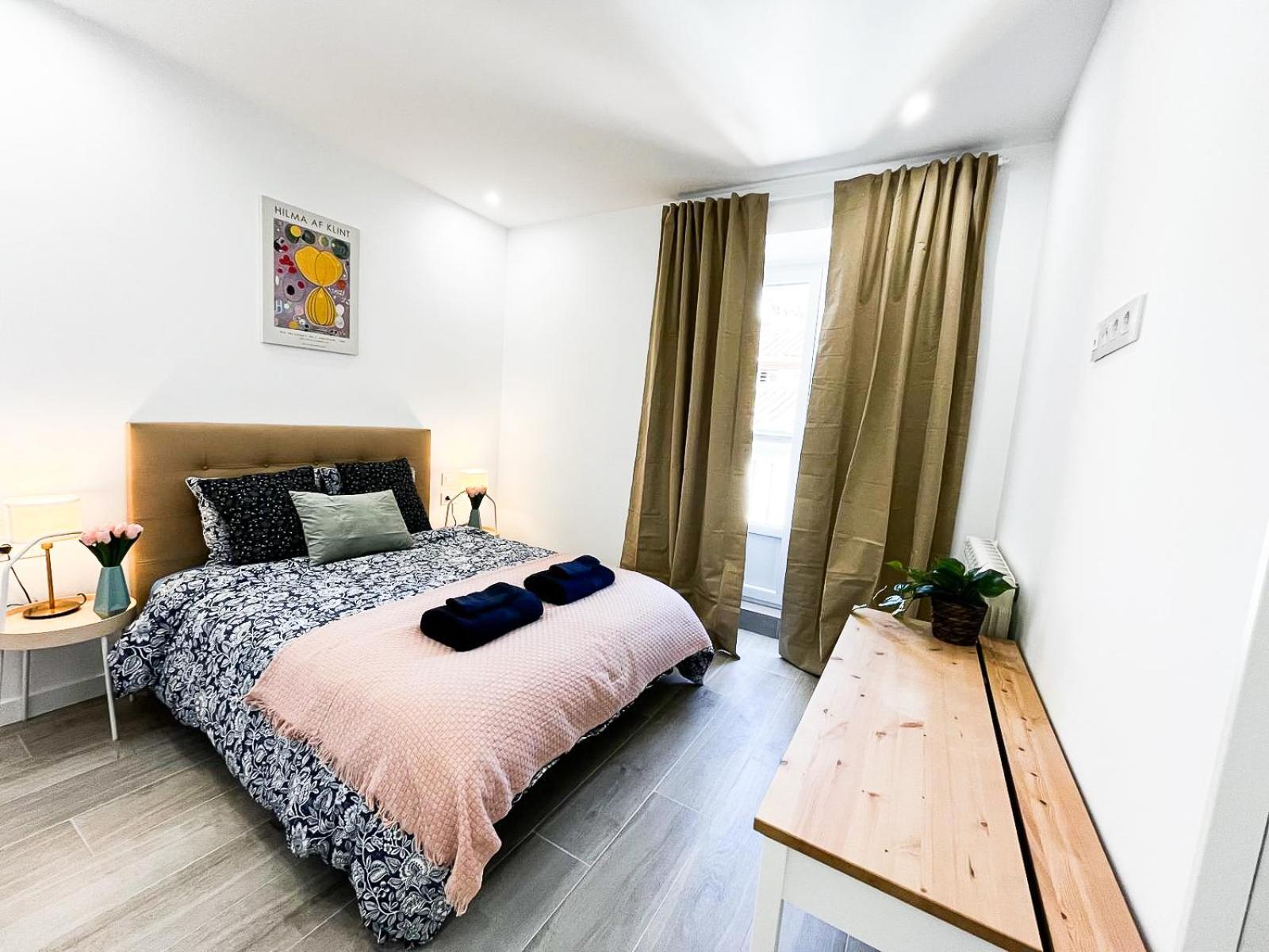 Madrid Private Rooms - Ferrer ภายนอก รูปภาพ